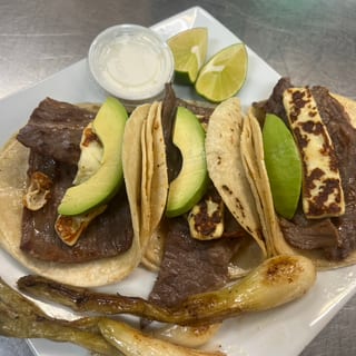 Cecina Tacos