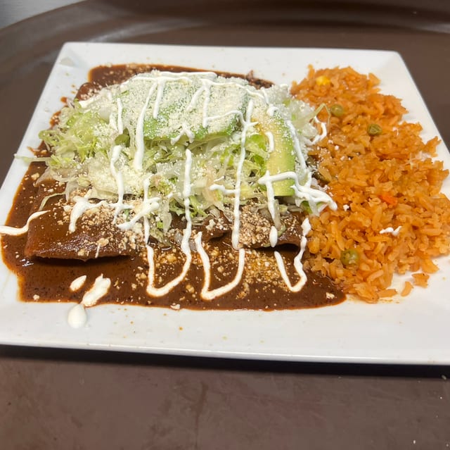 Enchiladas de Mole.